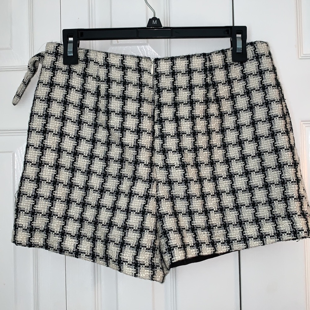 Forever 21 Wrap front skort - Picture 3 of 4